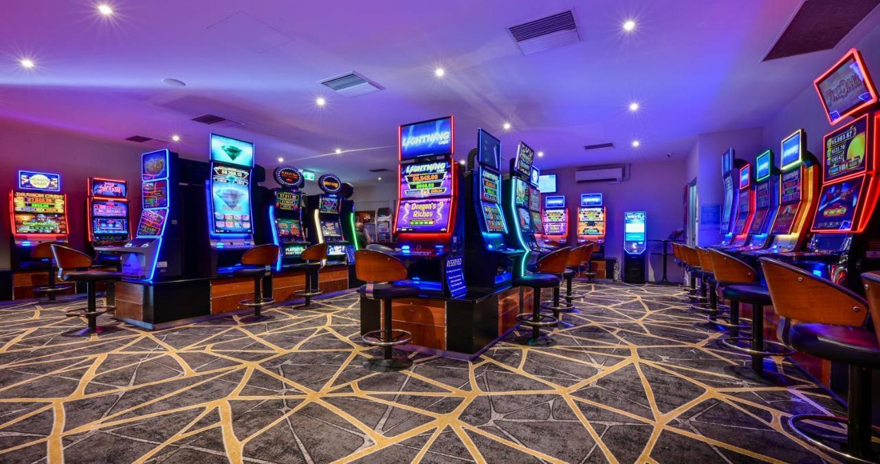 Westland Hotel Motel Whyalla Exterior foto